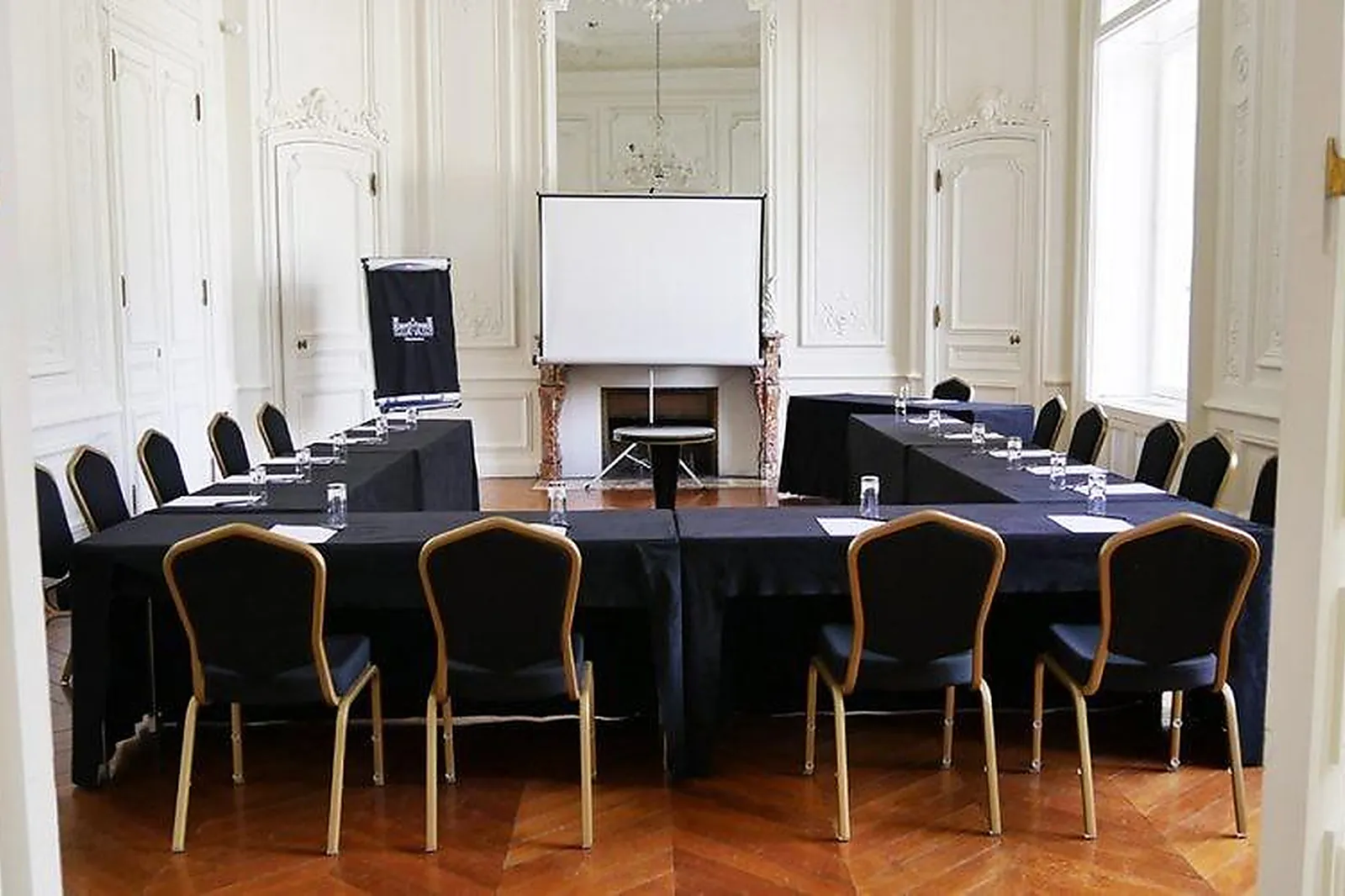 Lieux événementiels, CHÂTEAU DE FERRIÈRES