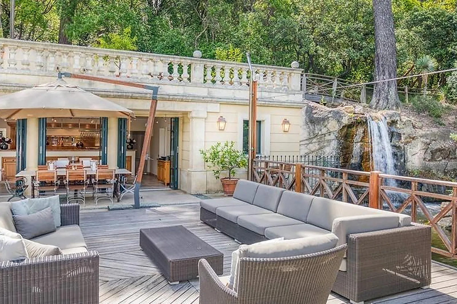 Lieux événementiels, CHÂTEAU DE FORBIN