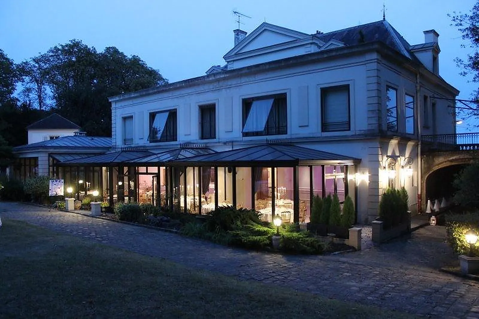 Lieux événementiels, CHÂTEAU DE GENCY