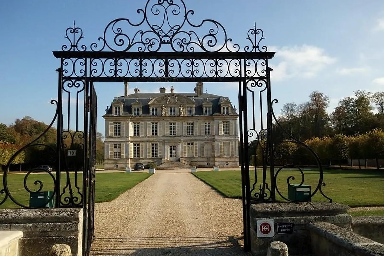 Lieux événementiels, CHÂTEAU DE GUIRY