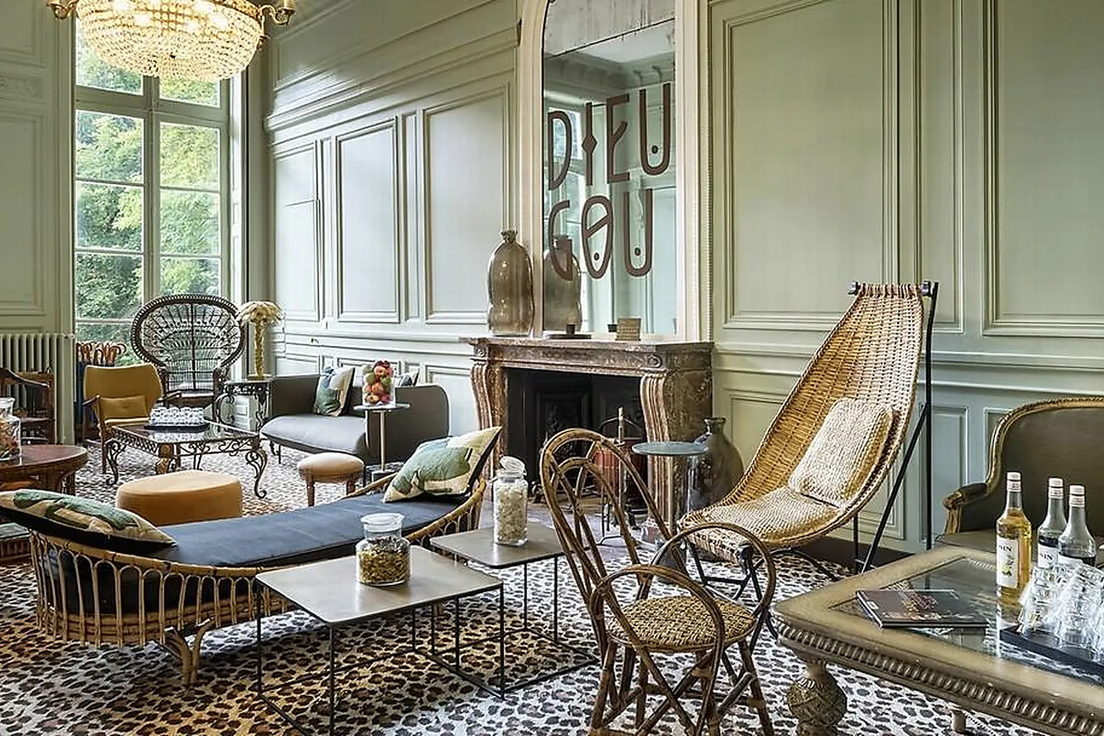 Lieux événementiels, CHÂTEAU DE HERCES