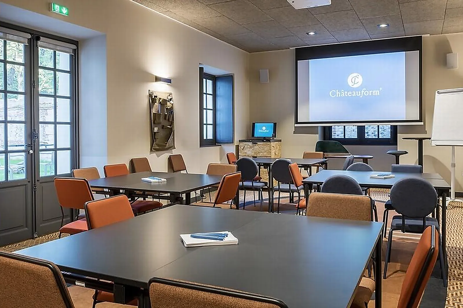 Lieux événementiels, CHÂTEAU DE HERCES