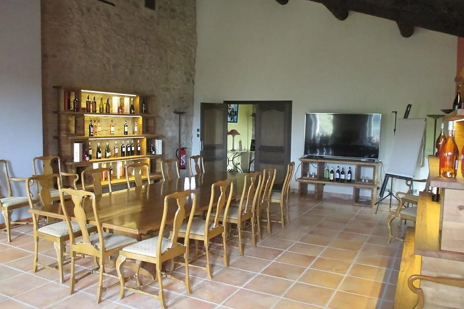 Lieux événementiels, CHÂTEAU DE JONQUIÈRES