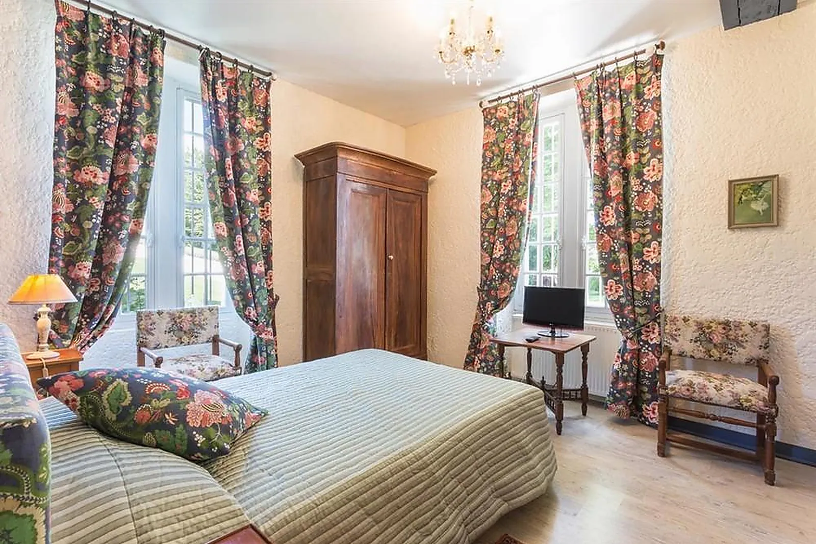 Lieux événementiels, CHATEAU DE LA COTE