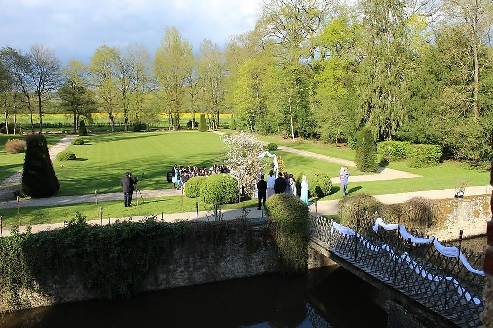 Lieux événementiels, CHÂTEAU DE LA COUR SENLISSE