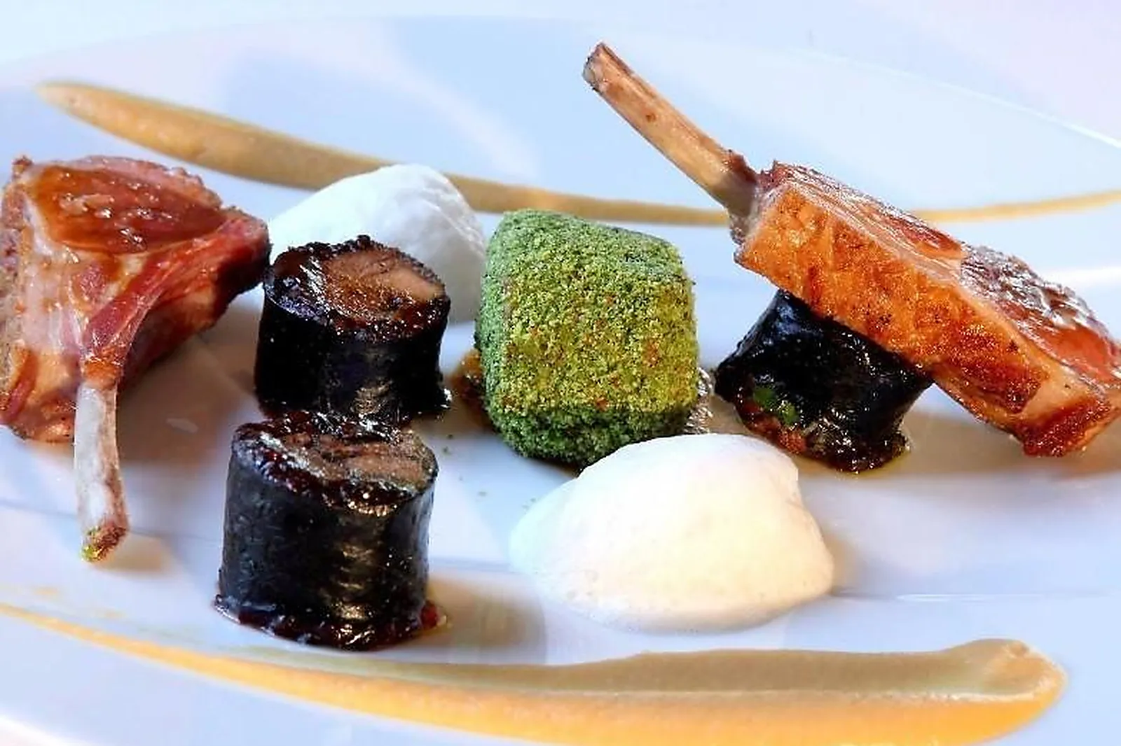 Lieux événementiels, CHÂTEAU DE LA DAME BLANCHE