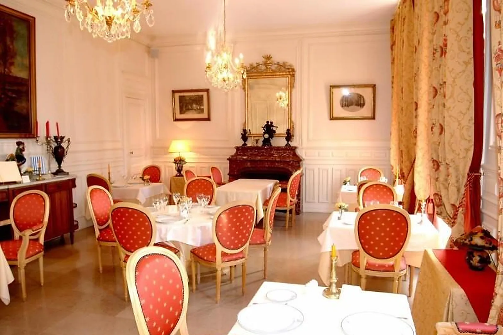 Lieux événementiels, CHÂTEAU DE LA DAME BLANCHE