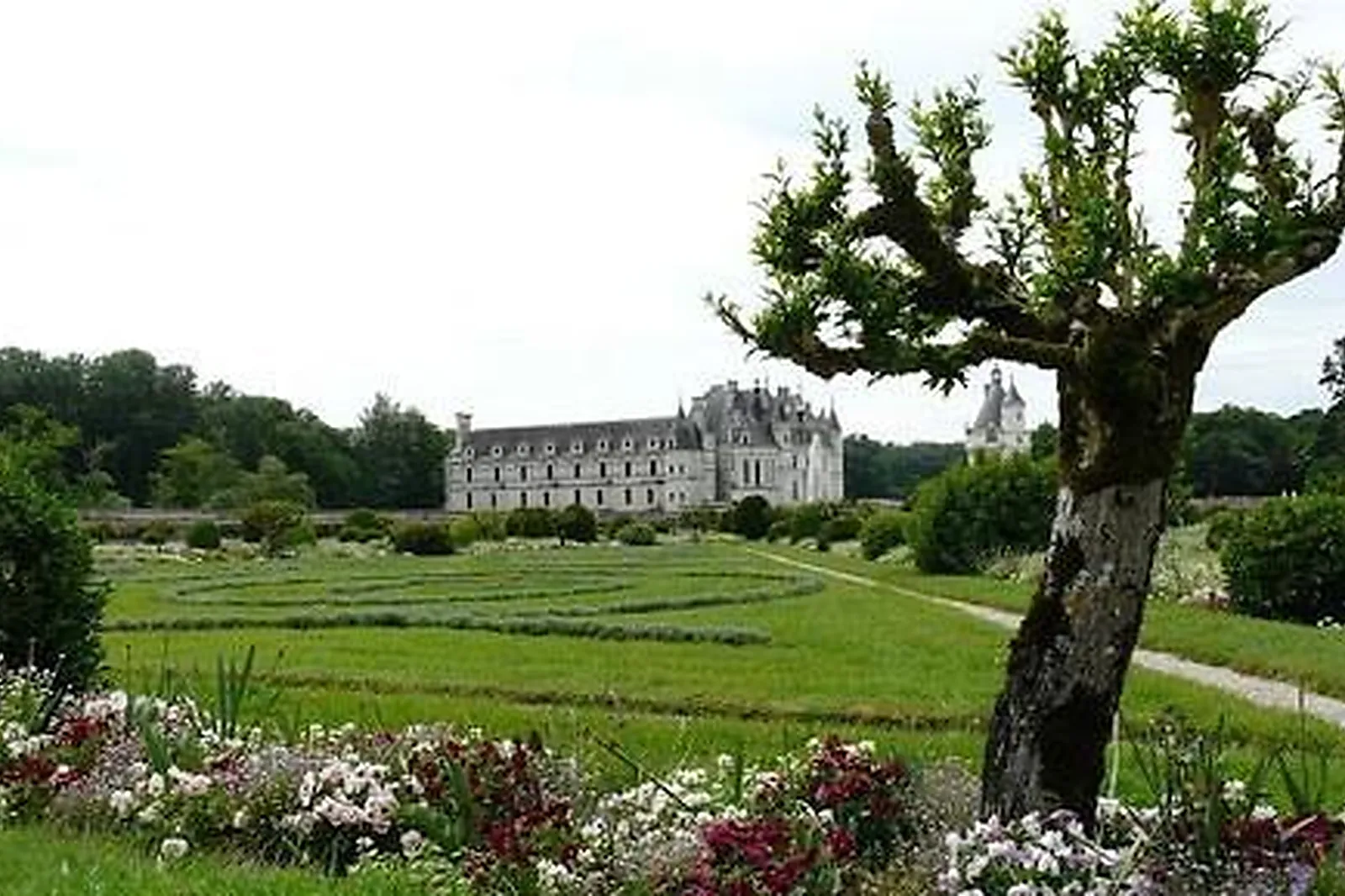 Lieux événementiels, CHÂTEAU DE LA ROLANDIÈRE