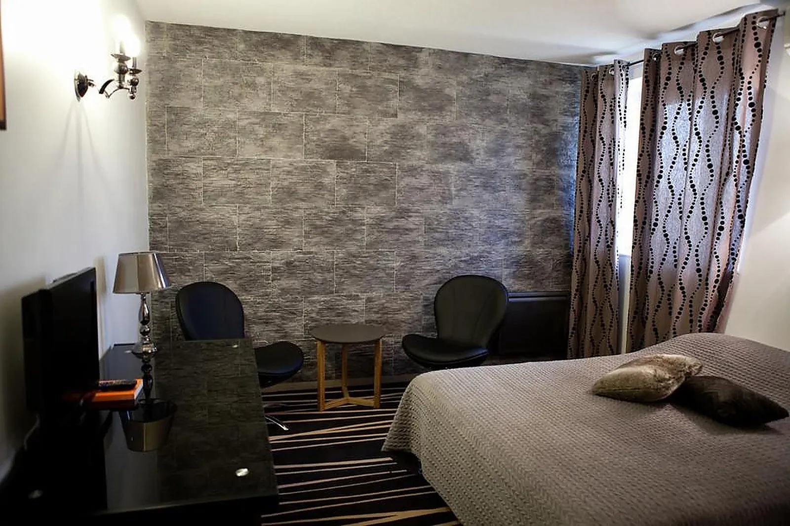 Lieux événementiels, CHÂTEAU DE LA TOUR