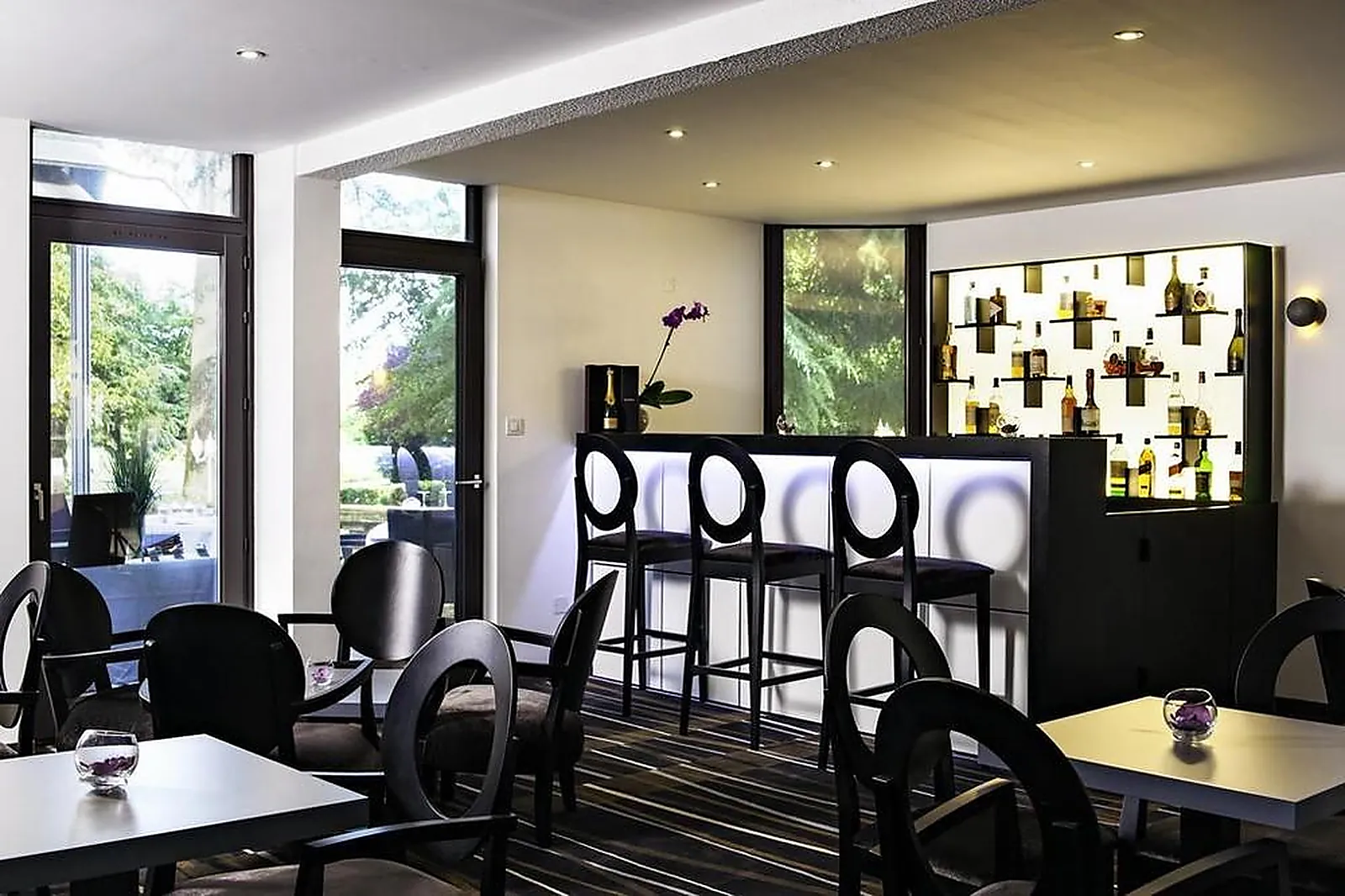 Lieux événementiels, CHÂTEAU DE LA TOUR