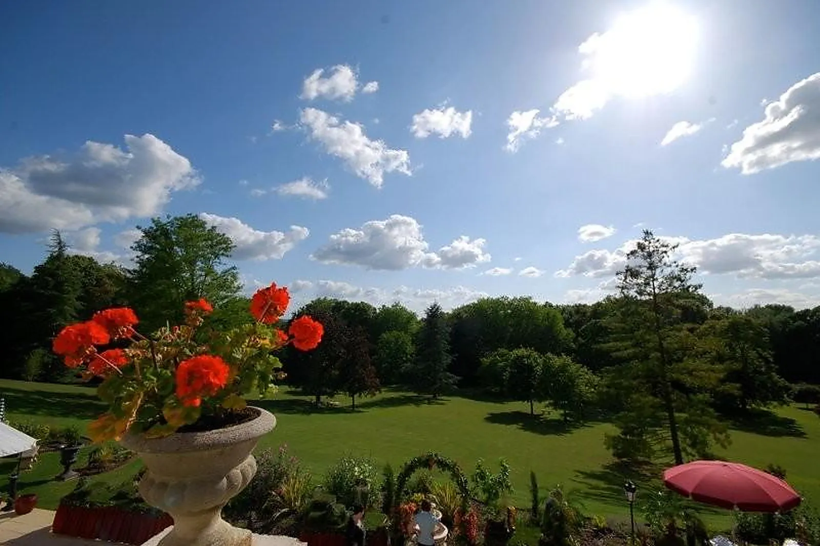 Lieux événementiels, CHATEAU DE LA TOUR GOUVIEUX