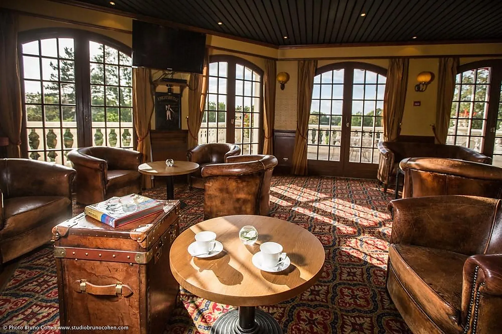 Lieux événementiels, CHATEAU DE LA TOUR GOUVIEUX