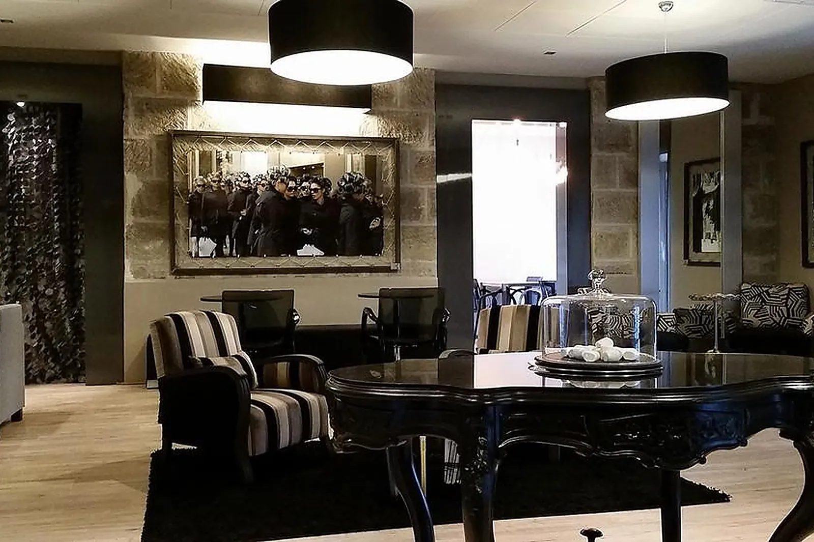 Lieux événementiels, CHÂTEAU DE LACAN