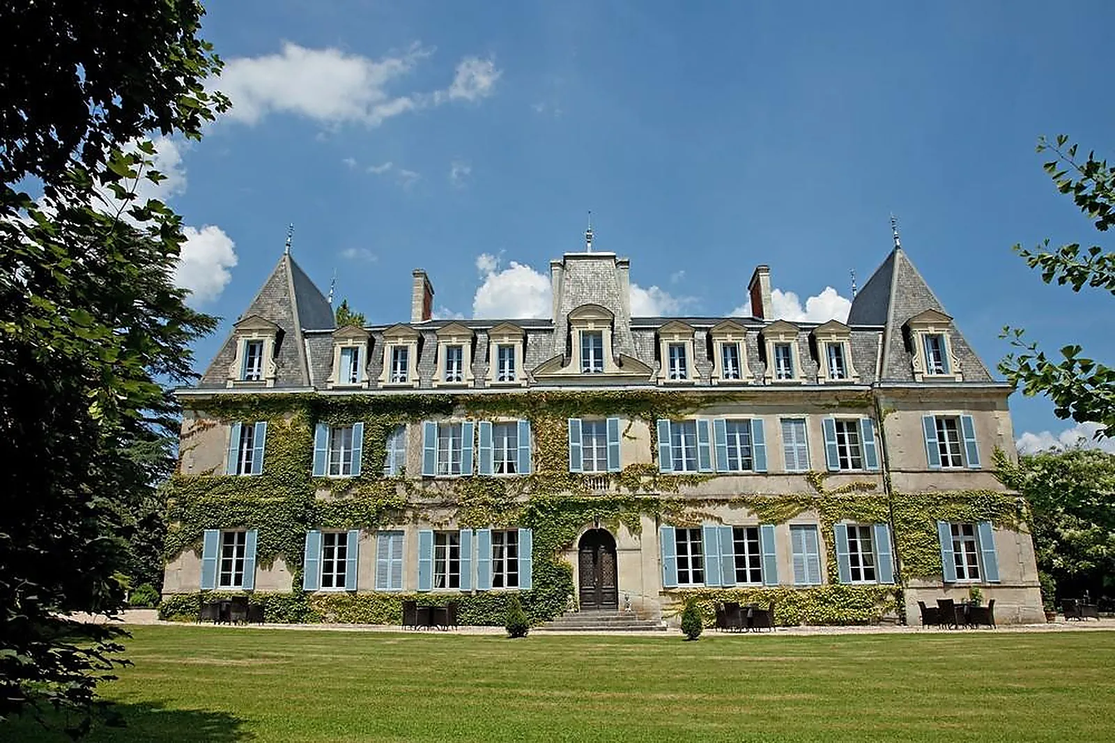 Lieux événementiels, CHÂTEAU DE LALANDE