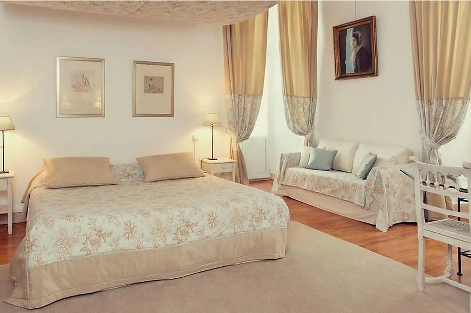 Lieux événementiels, CHÂTEAU DE LASSALLE