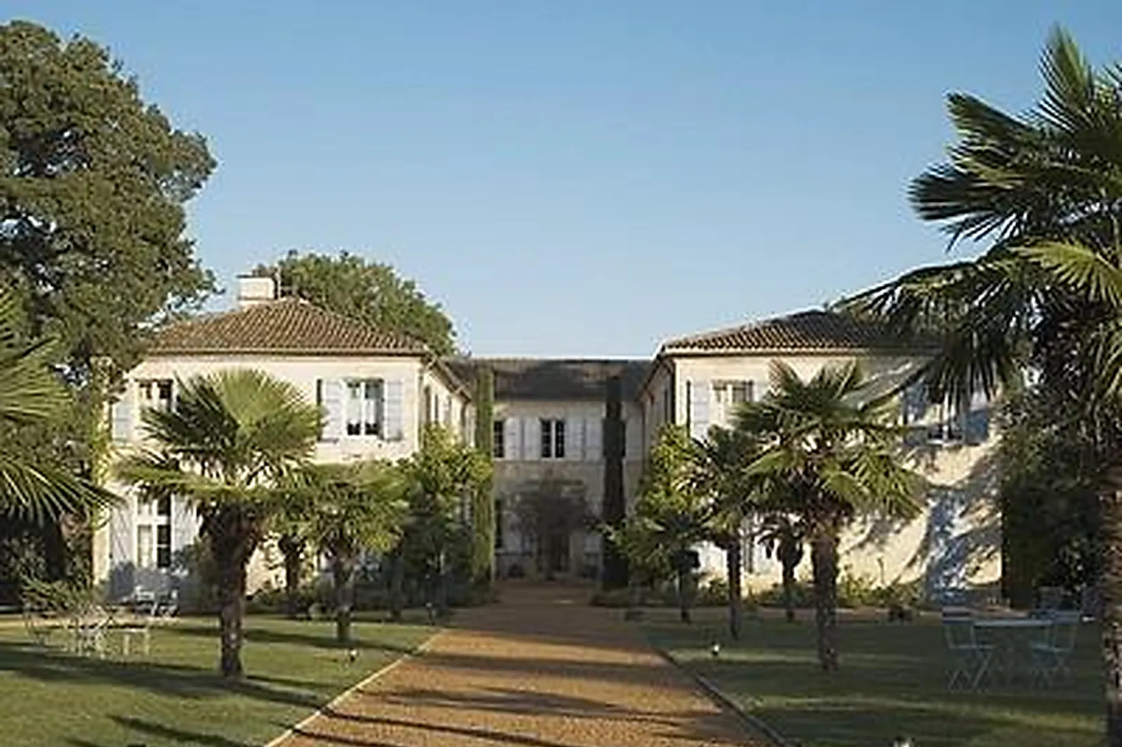 Lieux événementiels, CHÂTEAU DE LASSALLE