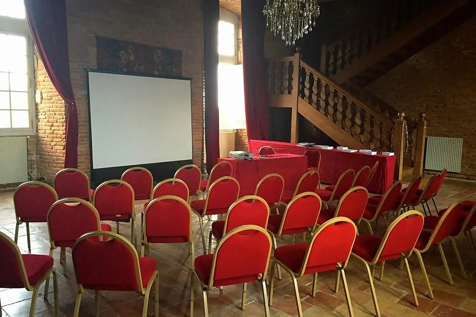 Lieux événementiels, CHÂTEAU DE LAUNAC