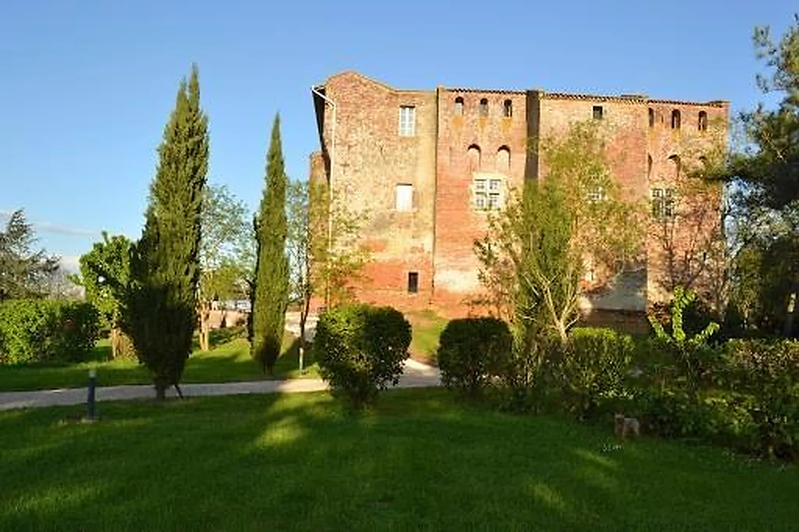 Lieux événementiels, CHÂTEAU DE LAUNAC