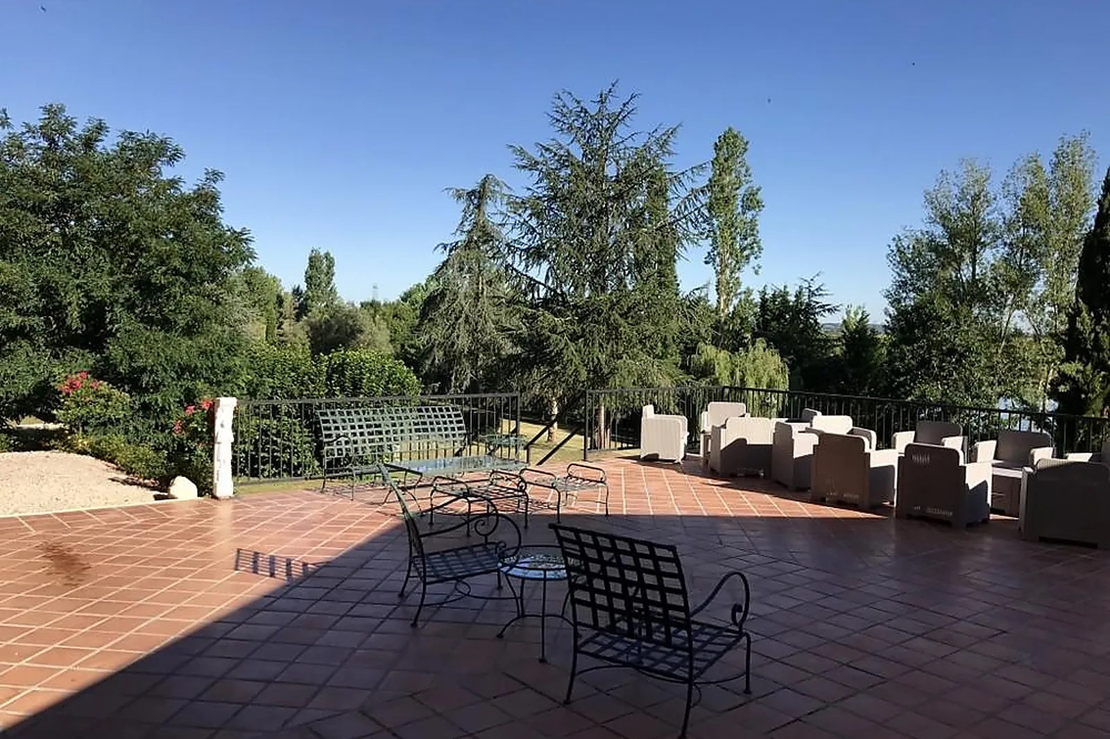 Lieux événementiels, CHÂTEAU DE LAUNAC