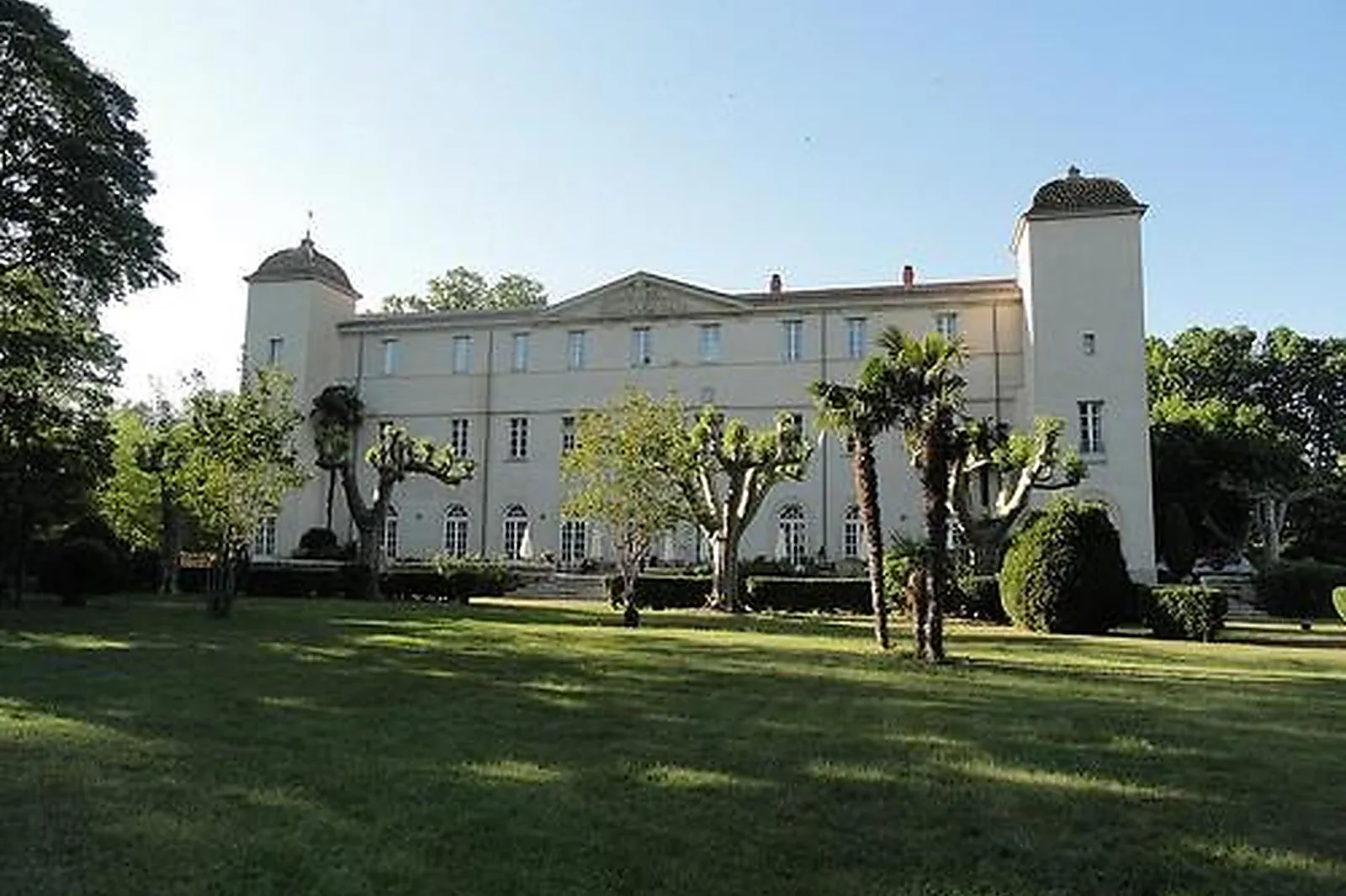 Lieux événementiels, CHATEAU DE LIGNAN