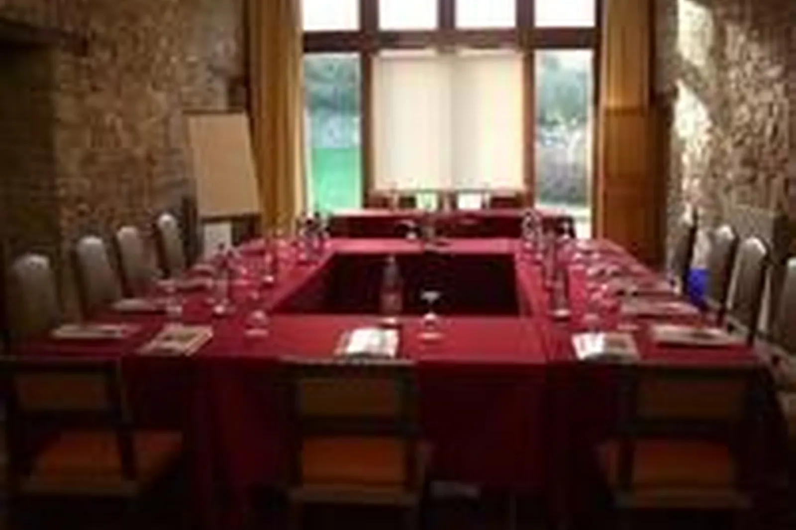 Lieux événementiels, CHÂTEAU DE LOCGUÉNOLÉ