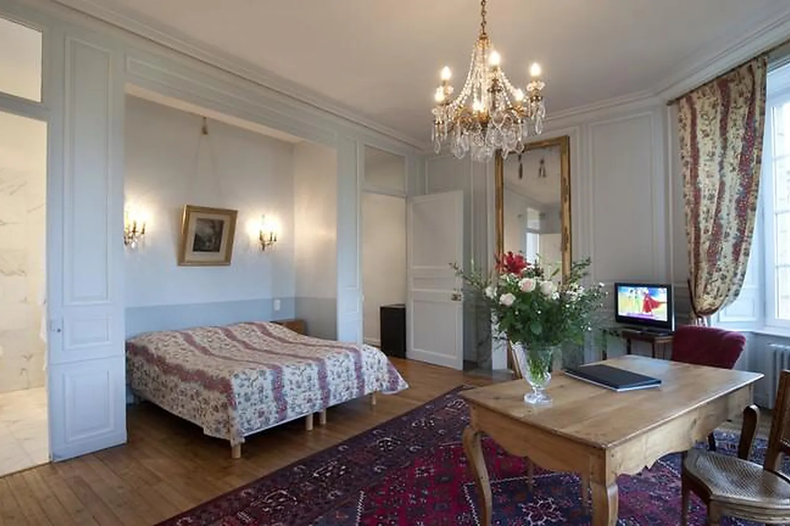 Lieux événementiels, CHÂTEAU DE LOCGUÉNOLÉ