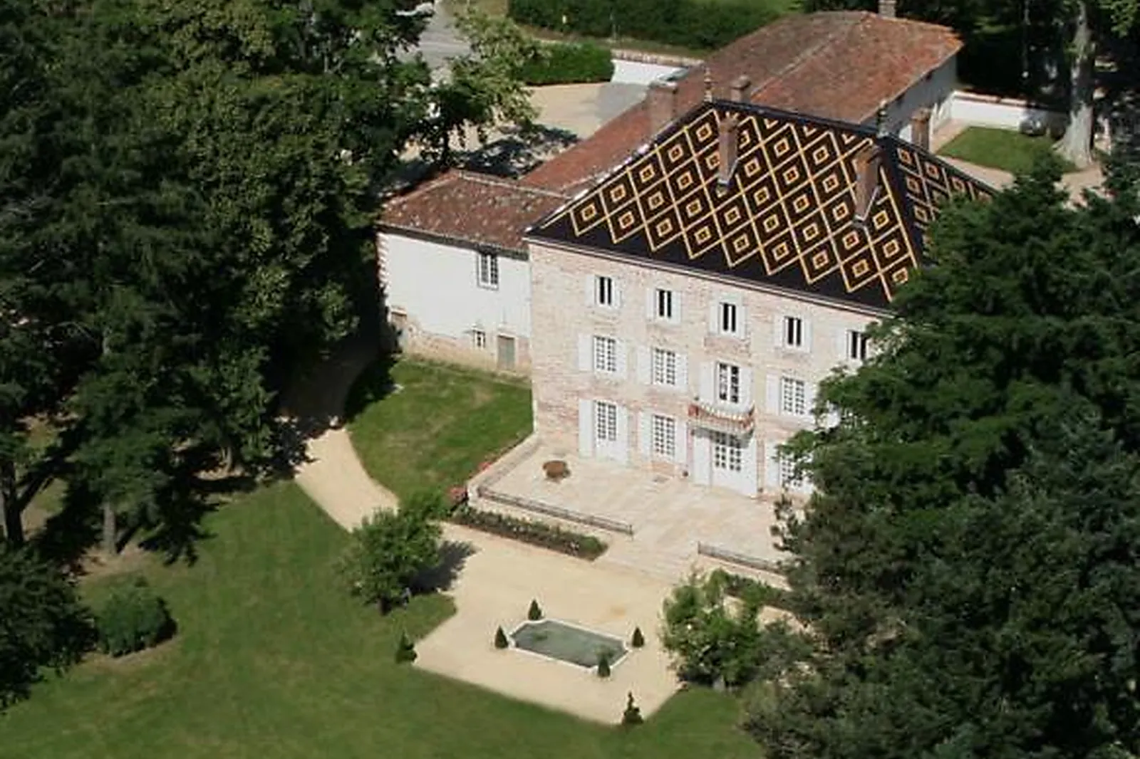 Lieux événementiels, CHÂTEAU DE LUPONNAS