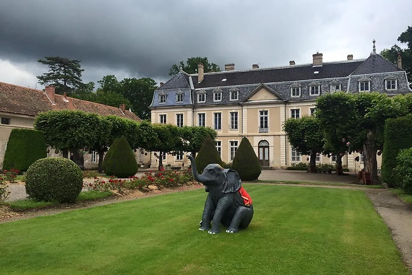 Lieux événementiels, CHÂTEAU DE MAGNEUX
