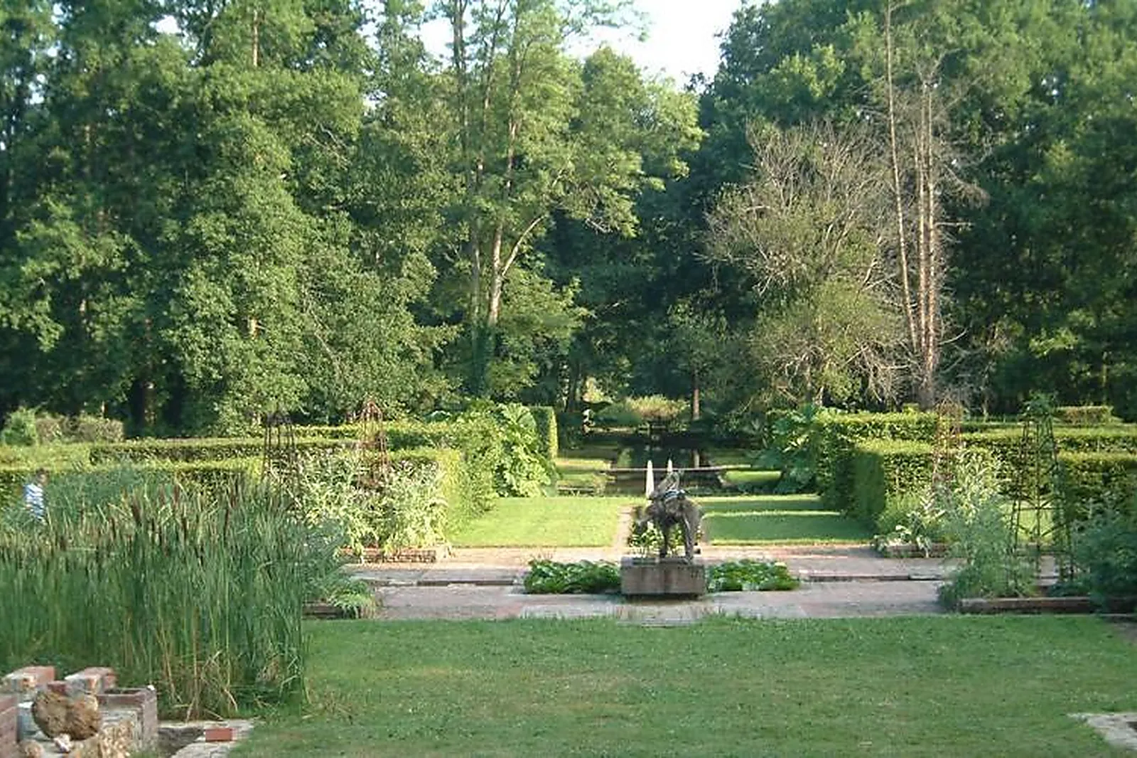 Lieux événementiels, CHÂTEAU DE MAUVIÈRES