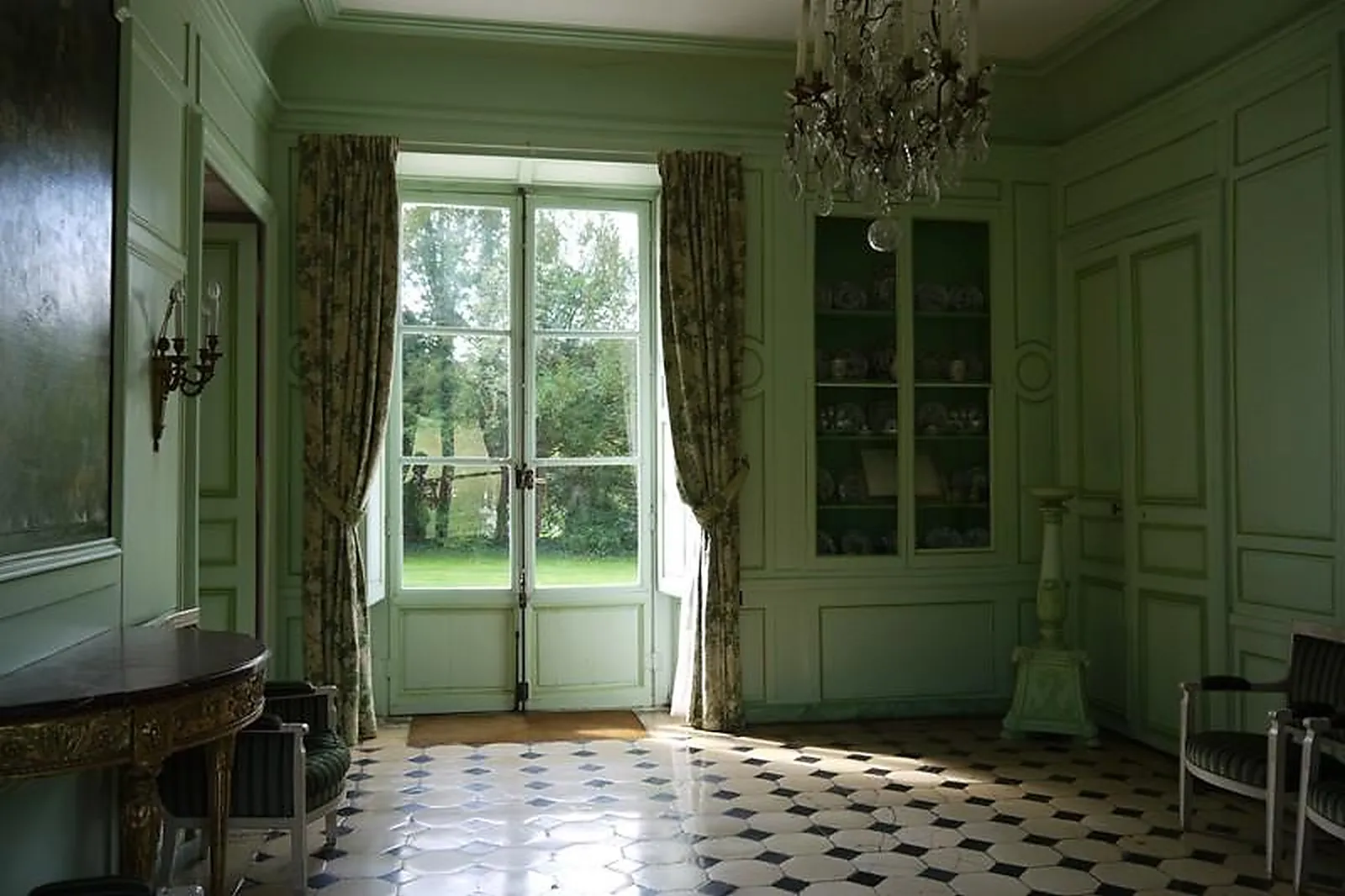 Lieux événementiels, CHÂTEAU DE MAUVIÈRES