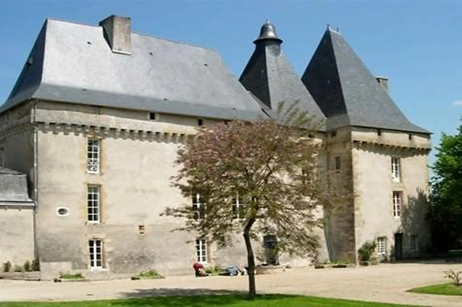 Lieux événementiels, CHÂTEAU DE MAVALEIX