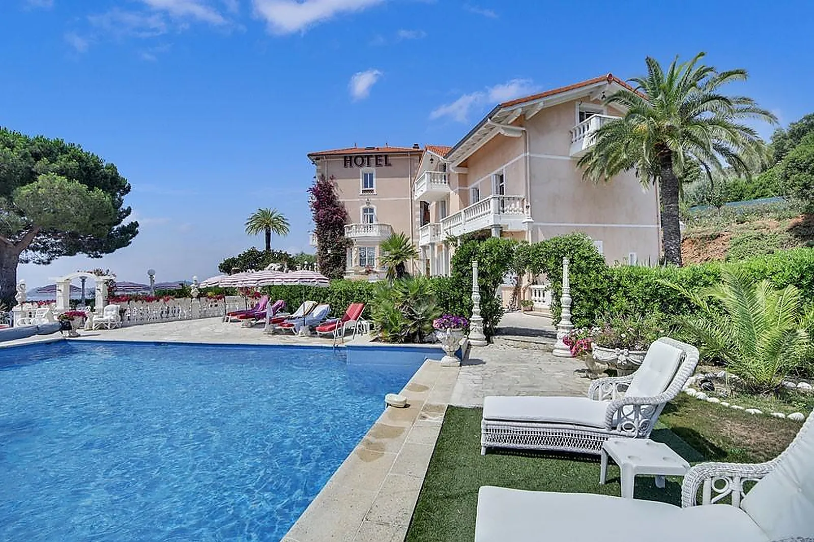 Lieux événementiels, CHÂTEAU DE MEÏ-LÉSÉ