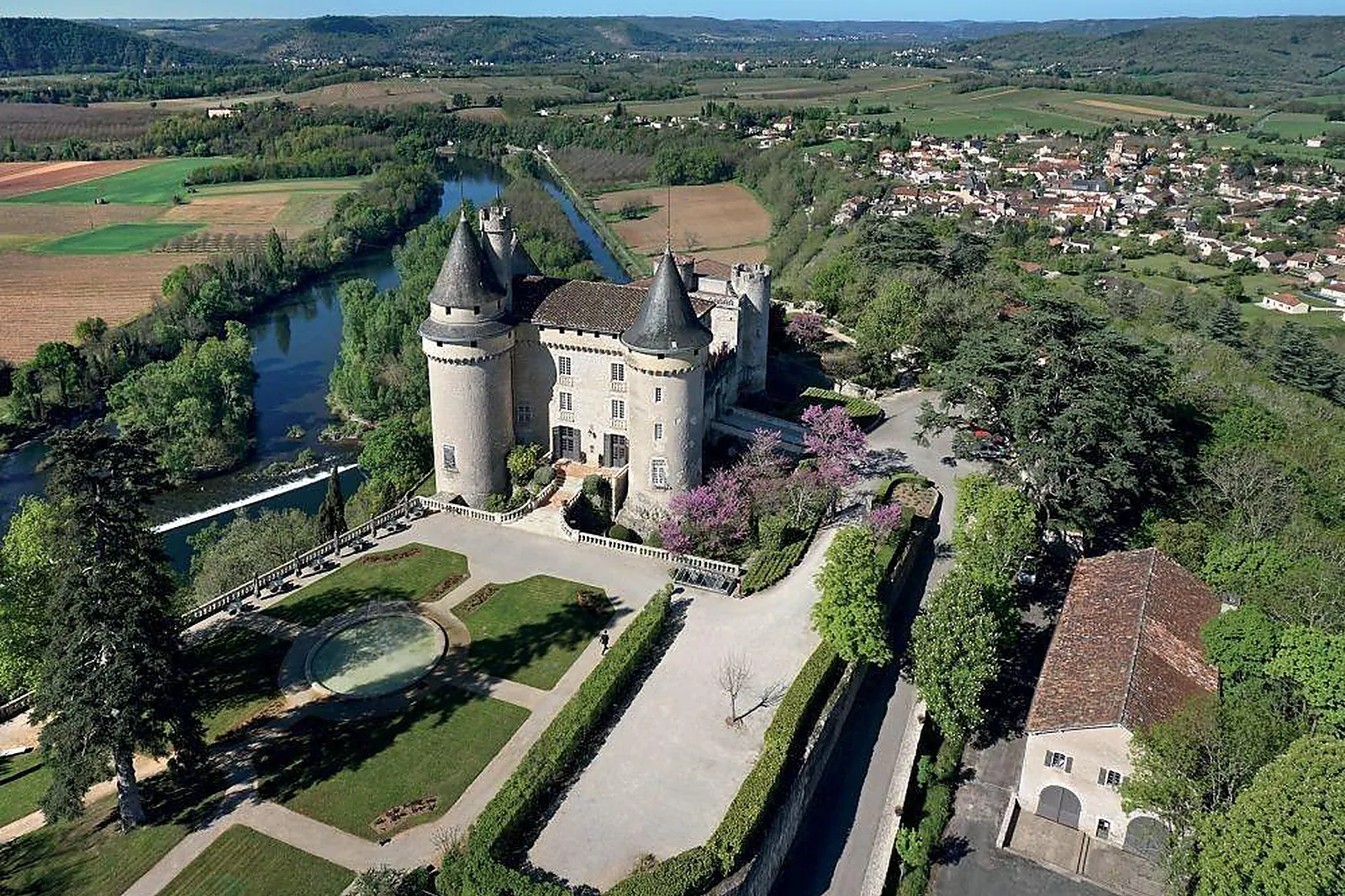 Lieux événementiels, CHÂTEAU DE MERCUÈS