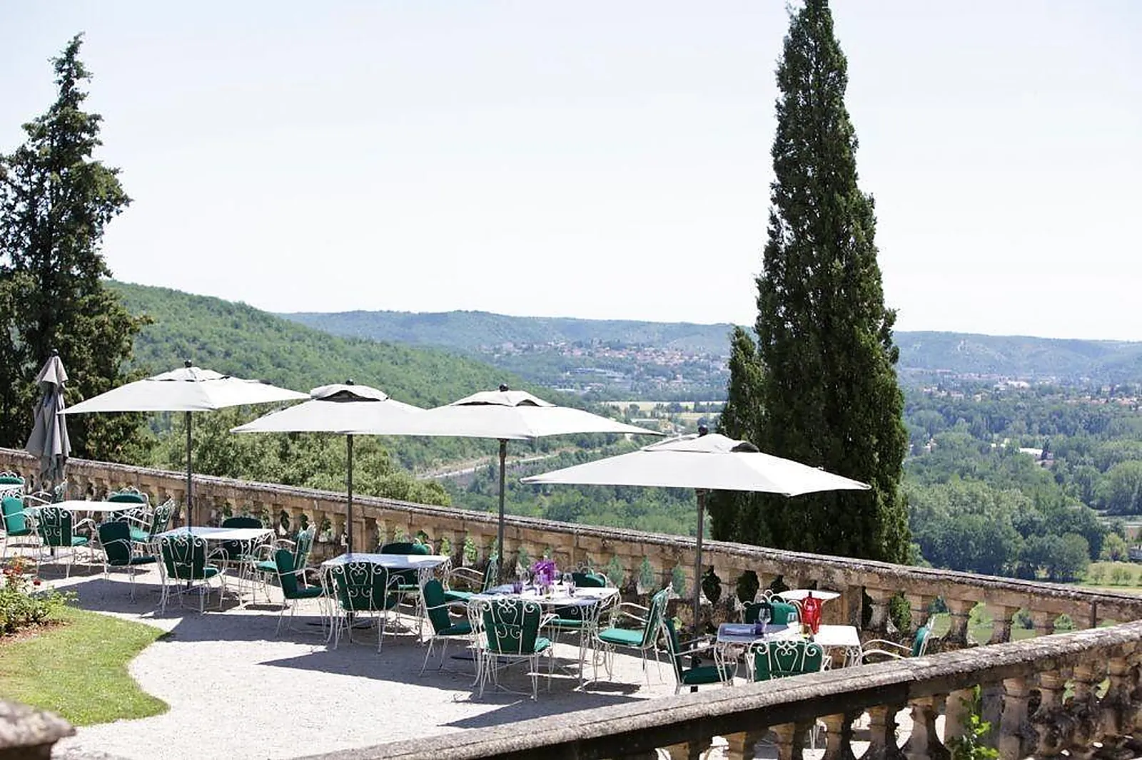 Lieux événementiels, CHÂTEAU DE MERCUÈS