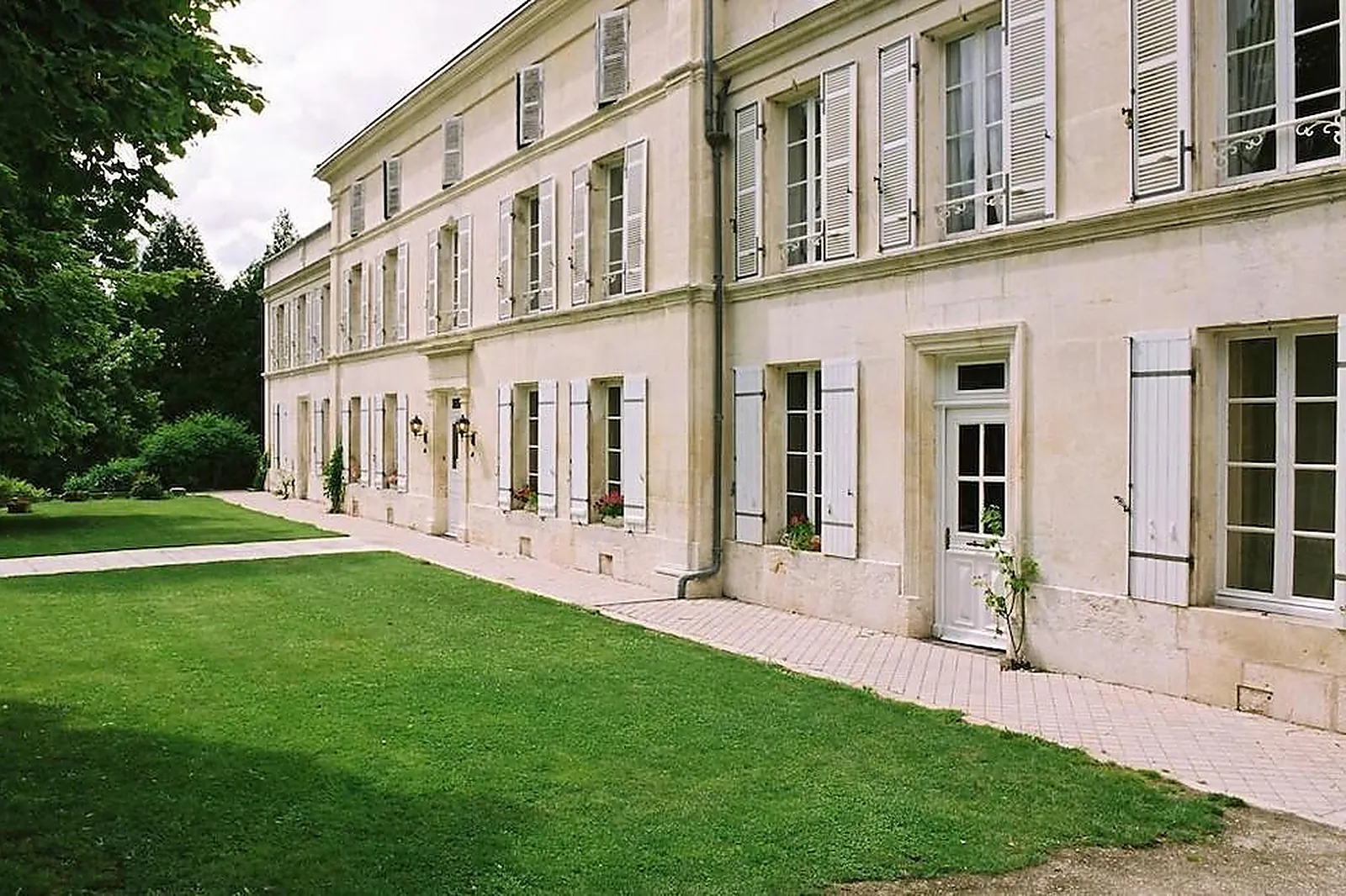 Lieux événementiels, CHATEAU DE MESNAC