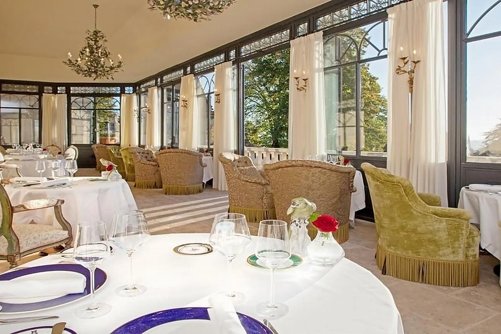 Lieux événementiels, CHÂTEAU DE MIRAMBEAU