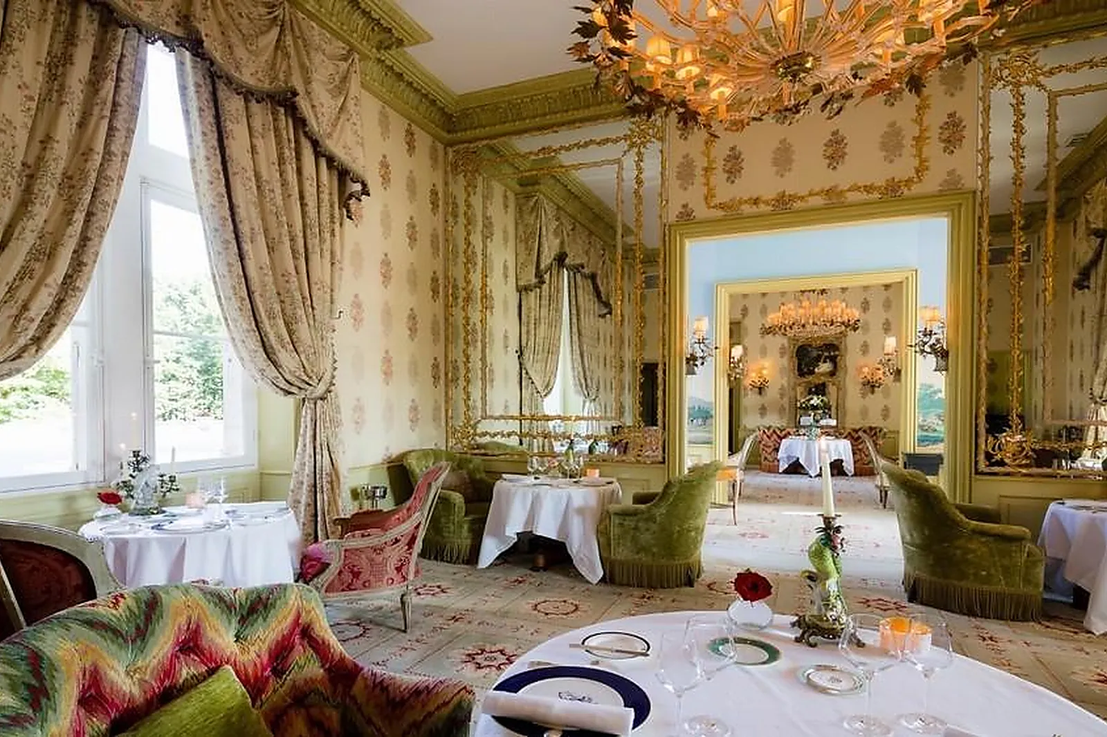 Lieux événementiels, CHÂTEAU DE MIRAMBEAU