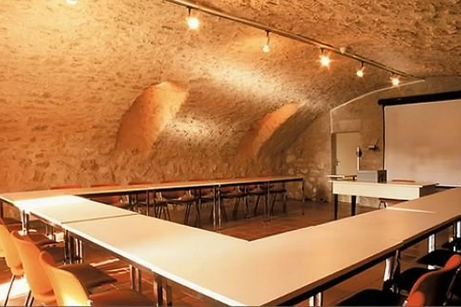 Lieux événementiels, CHATEAU DE MONS EN ARMAGNAC