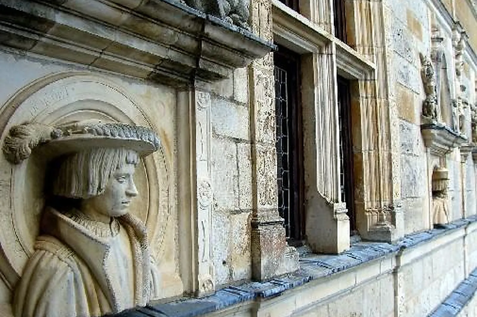 Lieux événementiels, CHATEAU DE MONTAL