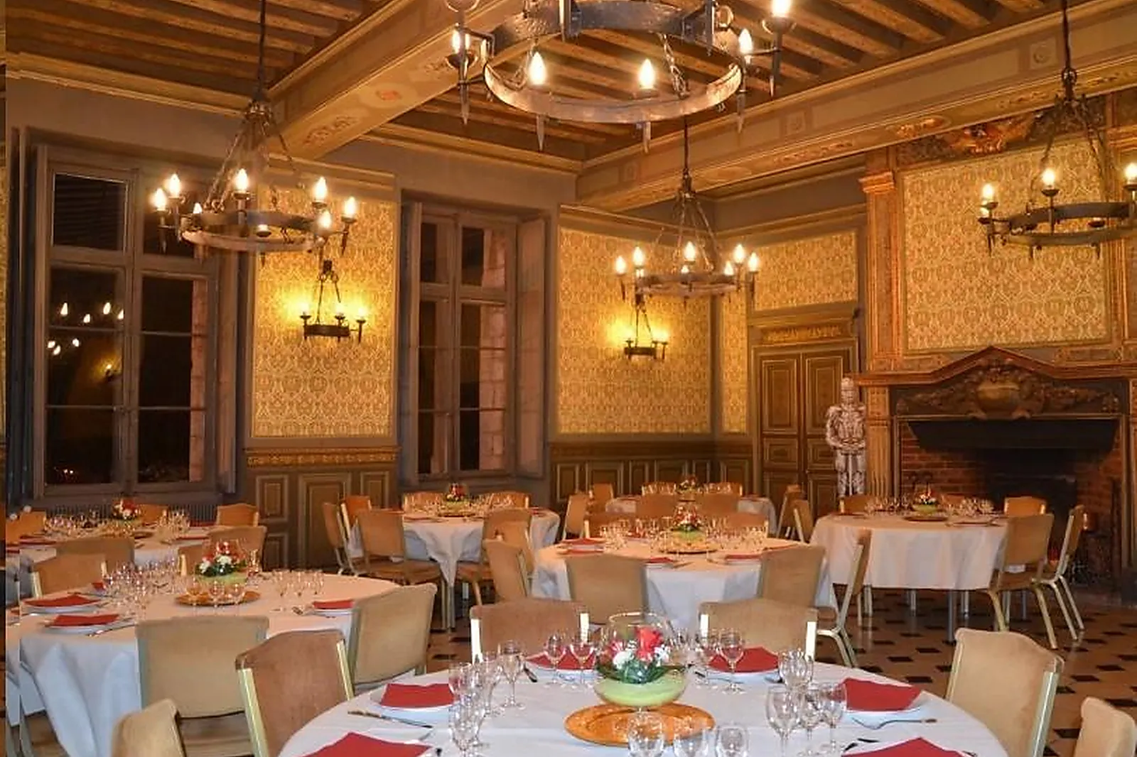 Lieux événementiels, CHÂTEAU DE MONTATAIRE