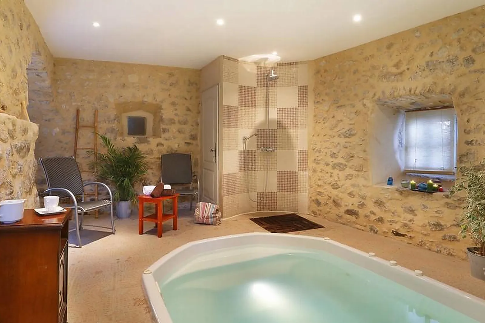 Lieux événementiels, CHÂTEAU DE MONTFROC