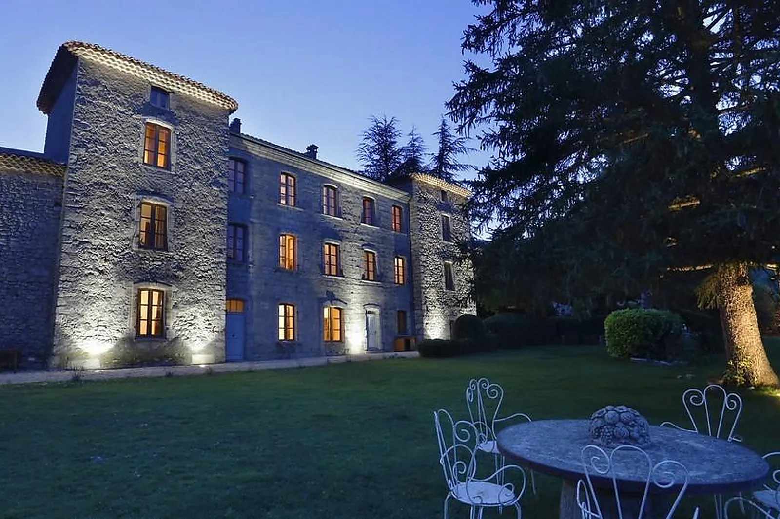 Lieux événementiels, CHÂTEAU DE MONTFROC