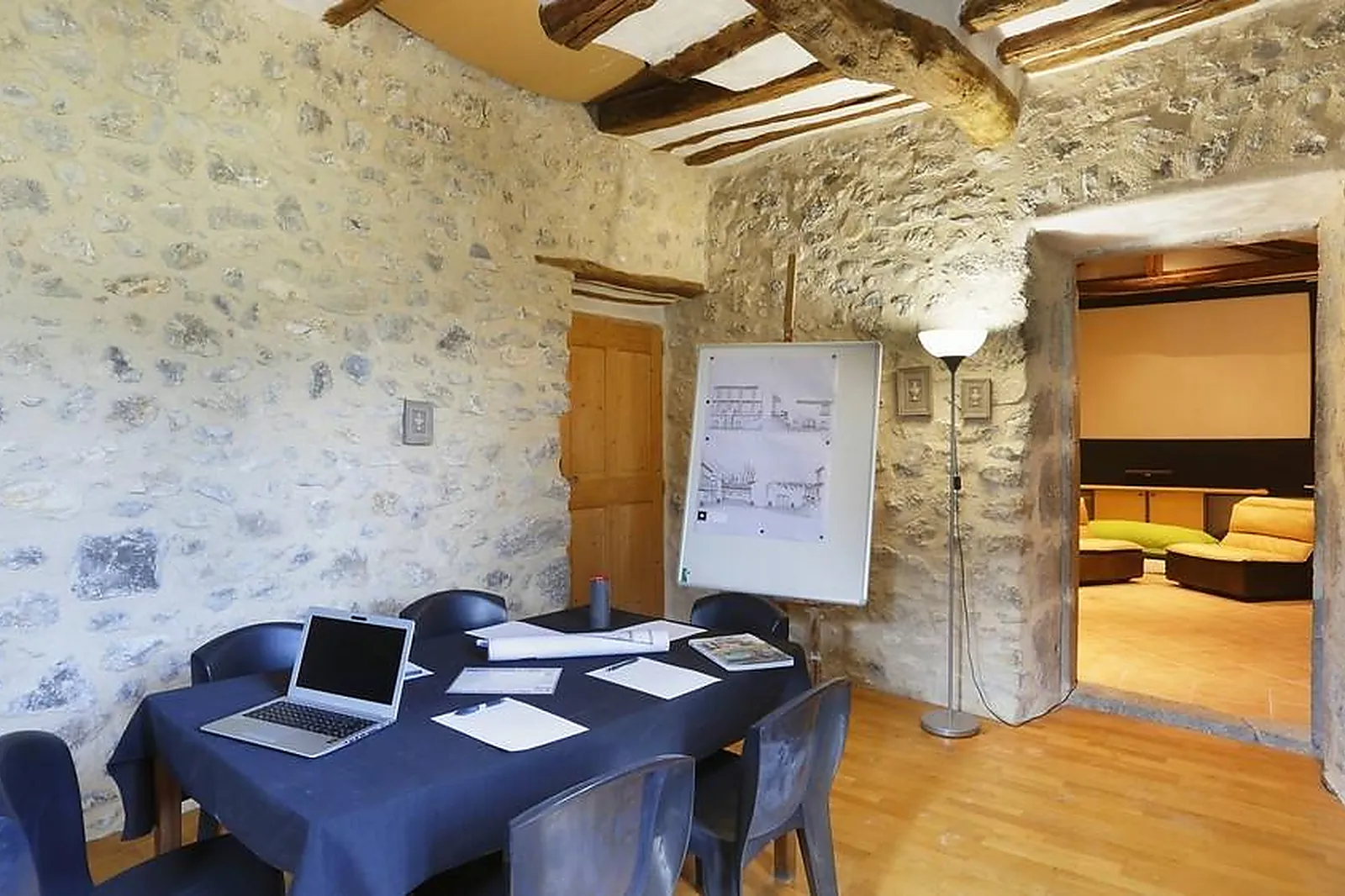 Lieux événementiels, CHÂTEAU DE MONTFROC