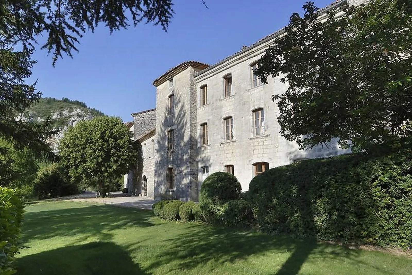 Lieux événementiels, CHÂTEAU DE MONTFROC