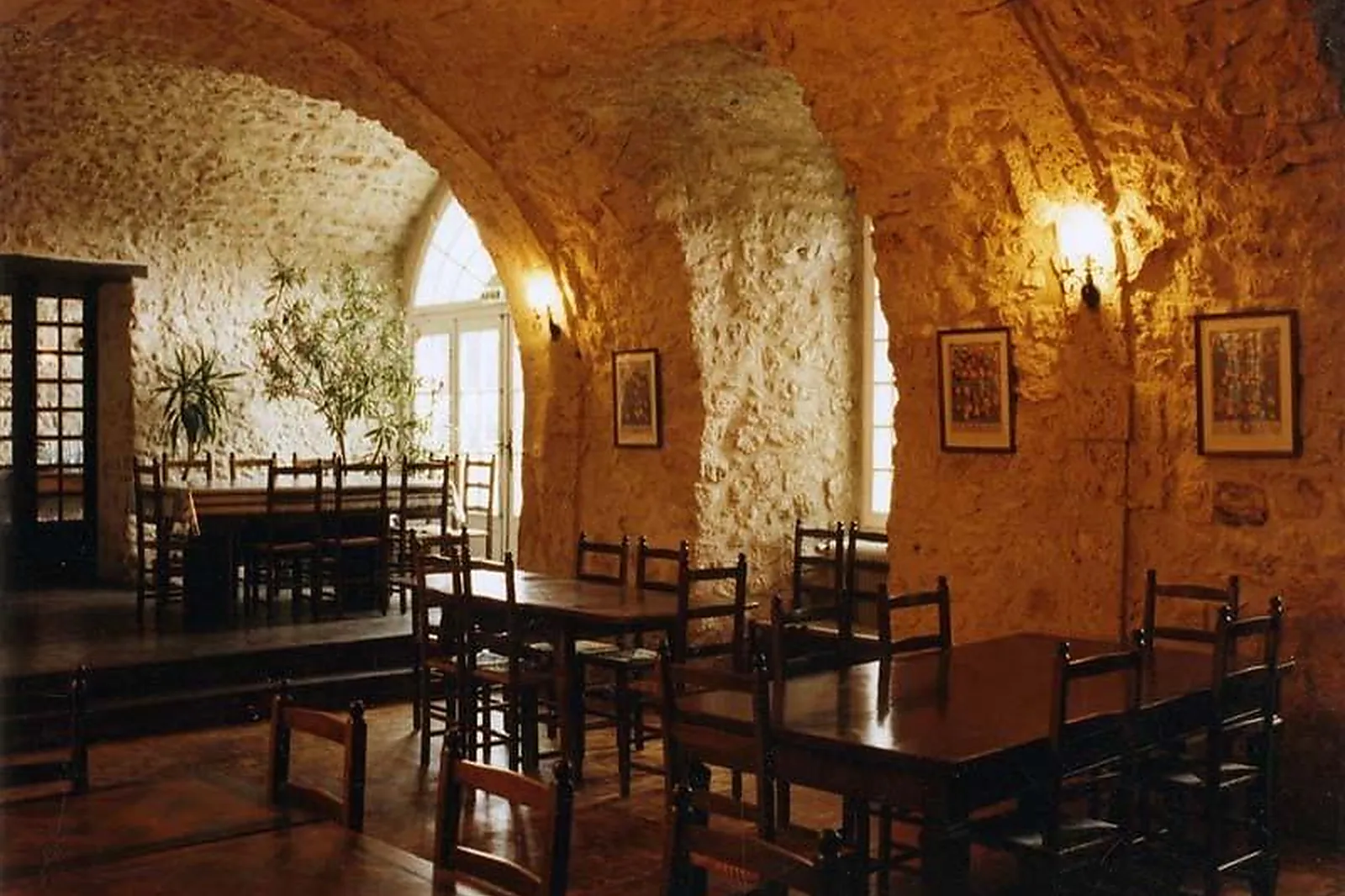 Lieux événementiels, CHÂTEAU DE MONTRAMÉ