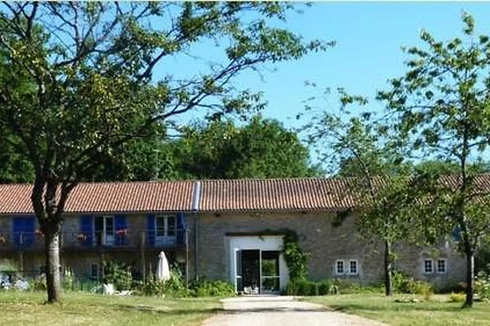 Lieux événementiels, CHÂTEAU DE MONTREMY