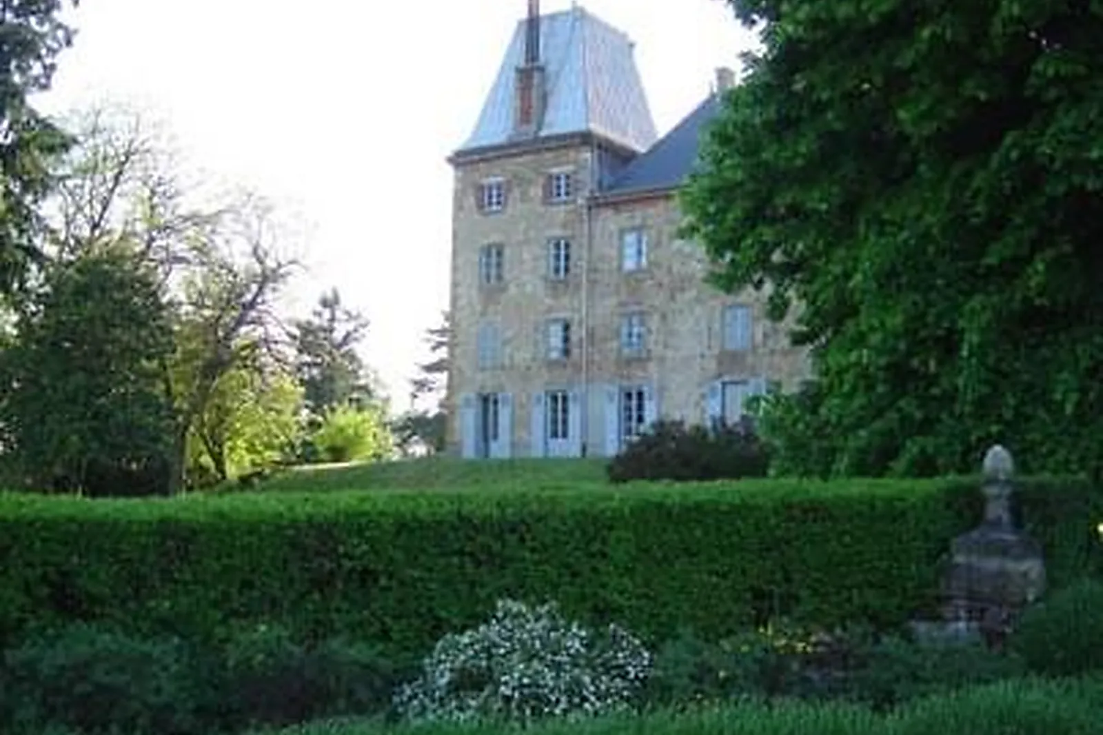 Lieux événementiels, CHÂTEAU DE MONTRIBLOUD