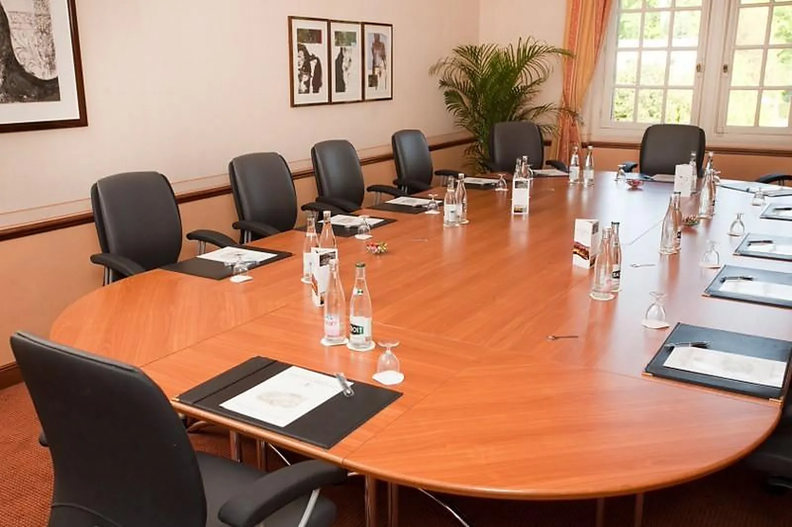 Lieux événementiels, CHÂTEAU DE MONTVILLARGENNE