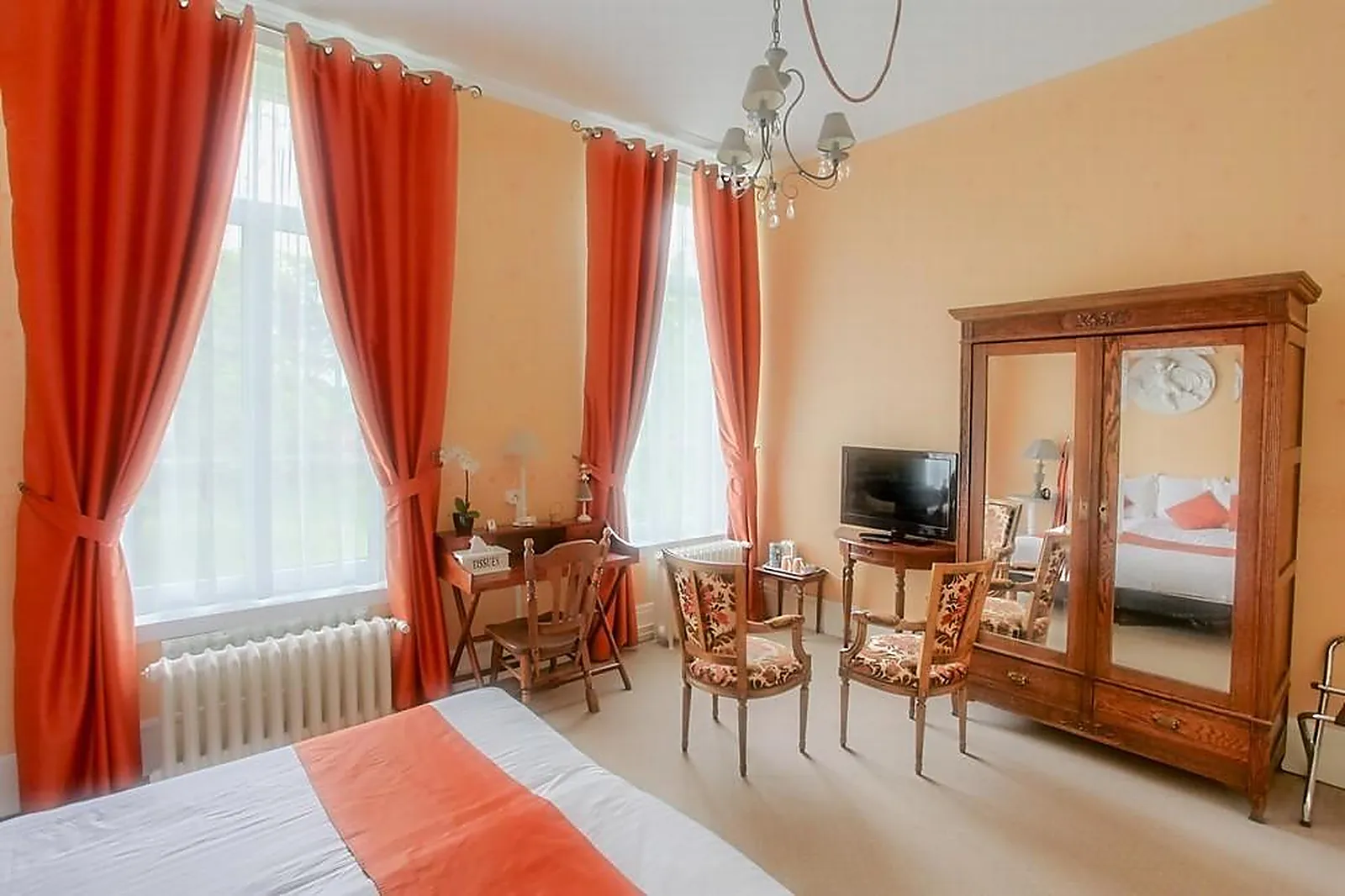 Lieux événementiels, CHATEAU DE MOULIN LE COMTE