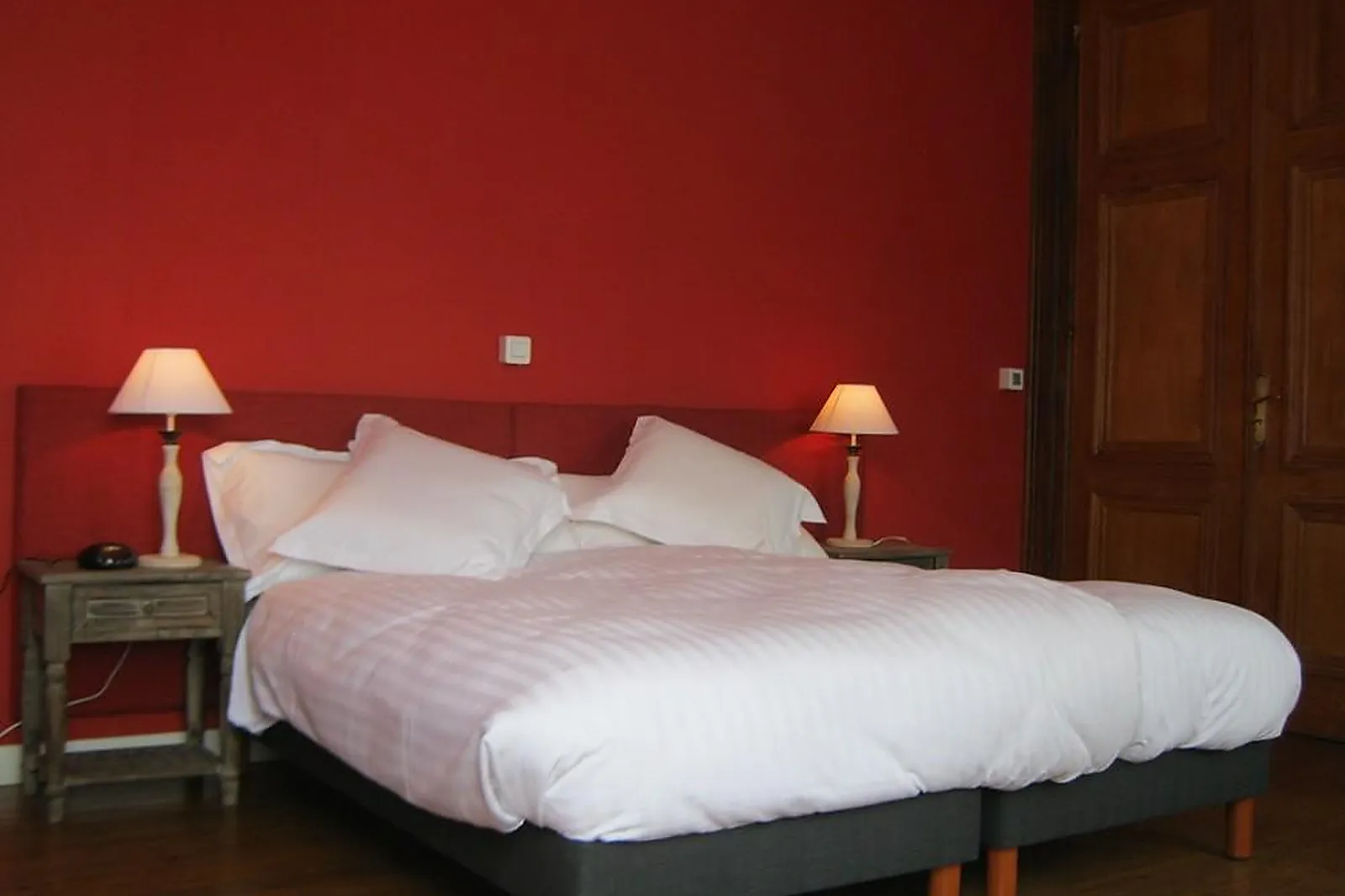 Lieux événementiels, CHATEAU DE MOULIN LE COMTE